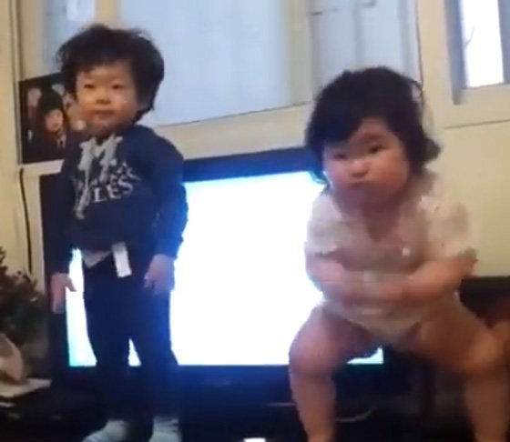 ni&ntilde;os
