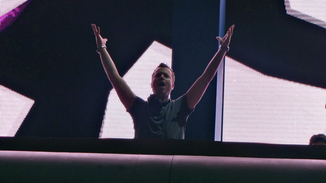 Festify-Wish-Outdoor-Sander-Van-Doorn