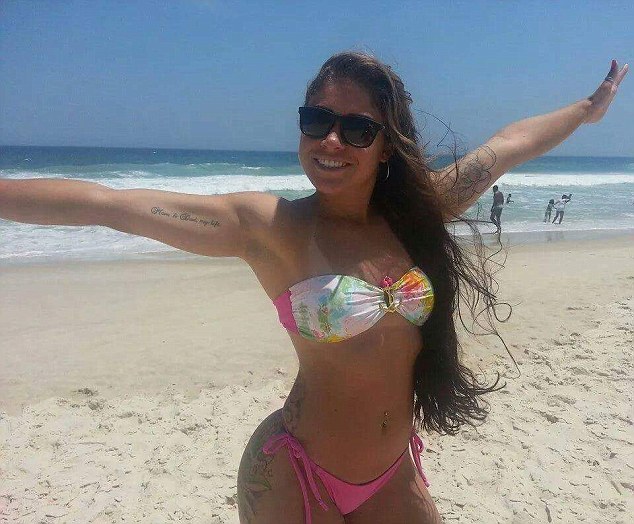 2AB00E1800000578-0-image-a-39_1437377700926