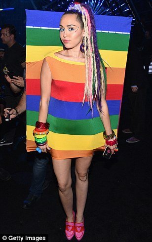 2BD36B2300000578-3205233-image-a-195_1441004893680