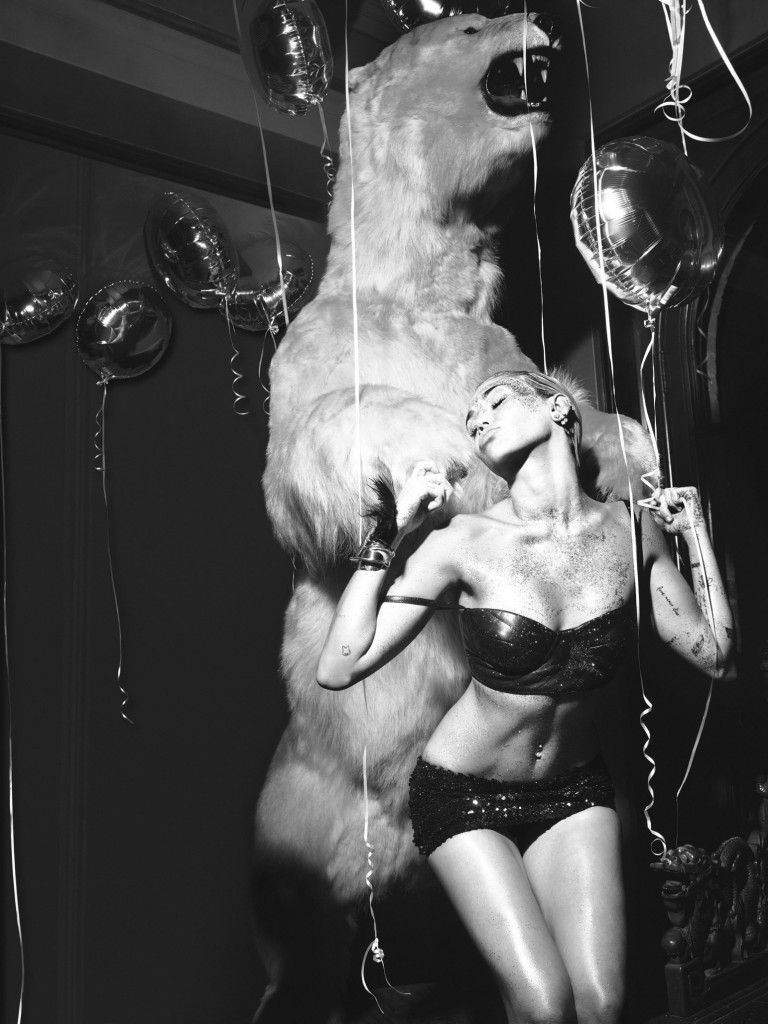 mert-marcus-1980s-party-33-1542x2057