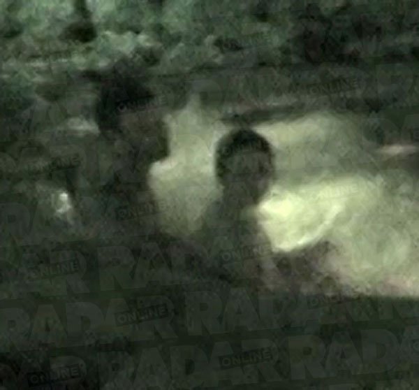 ben-affleck-jennifer-lopez-pda-video-jennifer-garner-divorce-12