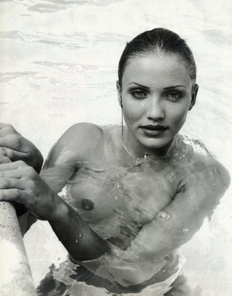 cameron-diaz-naked-photoshoot-swimming-loaded-805x1024
