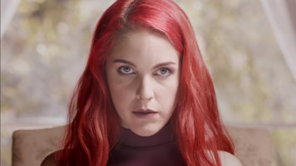 vídeo que protagoniza una actriz porno