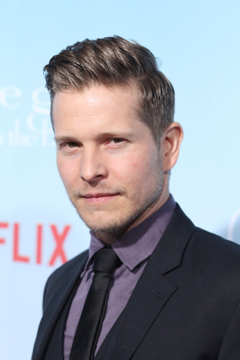 Mandatory Credit: Photo by Matt Baron/BEI/Shutterstock (7448917fm) Matt Czuchry 'Gilmore Girls: A Year in the Life' TV Series Premiere, Arrivals, Los Angeles, USA - 18 Nov 2016