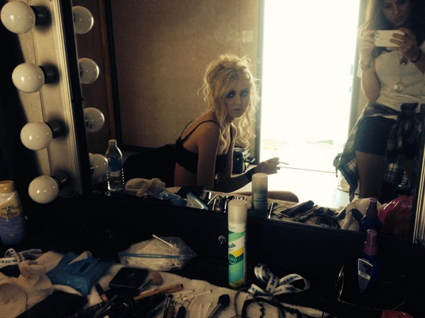 taylor-momsen-instagram