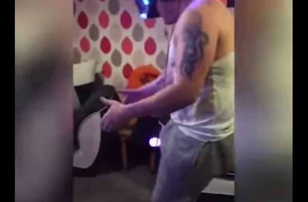 practicando sexo virtual