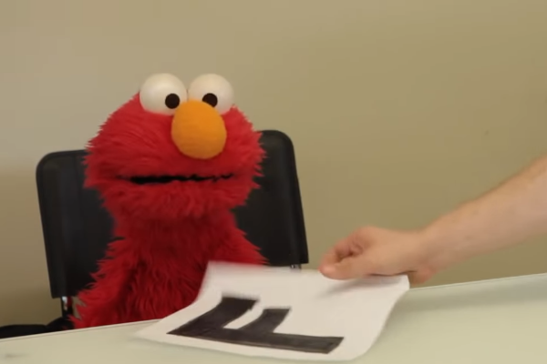 Elmo es despedido