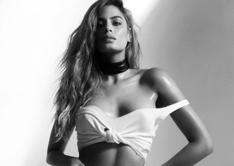 Ariadna Gutiérrez desnuda