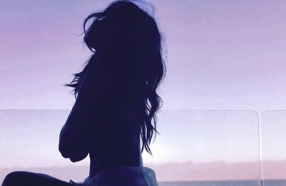 impacta Instagram con una fotografía complemente desnuda