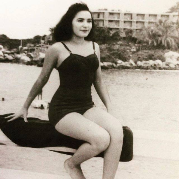 Carmen Salinas en traje de ba&ntilde;o