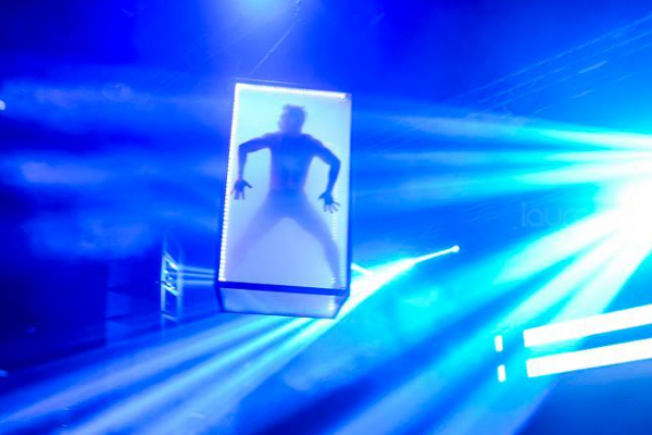 Acróbata fallece tras caer a 30 metros