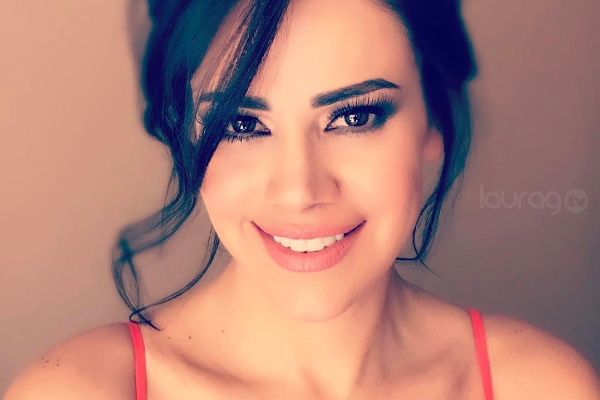 Luz Elena González trasero