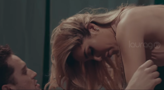 Frida Sofía seduce a Larry Hernández