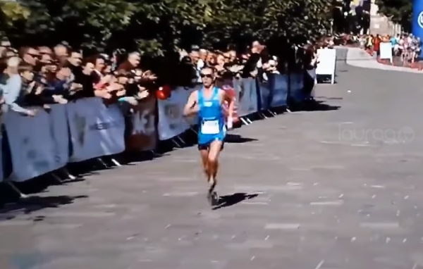 Maratonista short roto