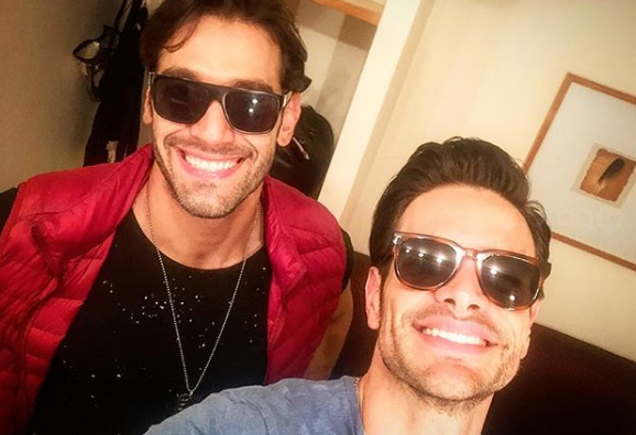 beso gay en ‘Papá a Toda Madre’