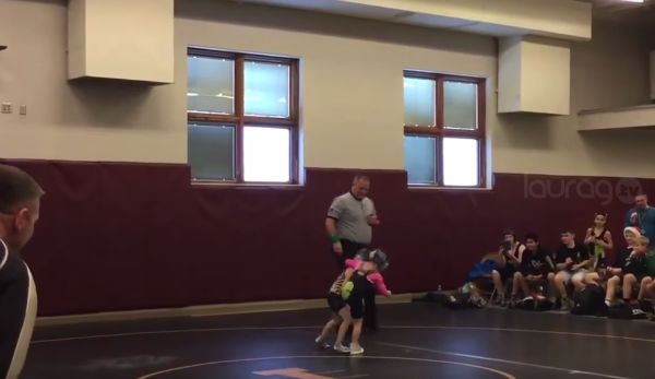 hermana estaba siendo atacada