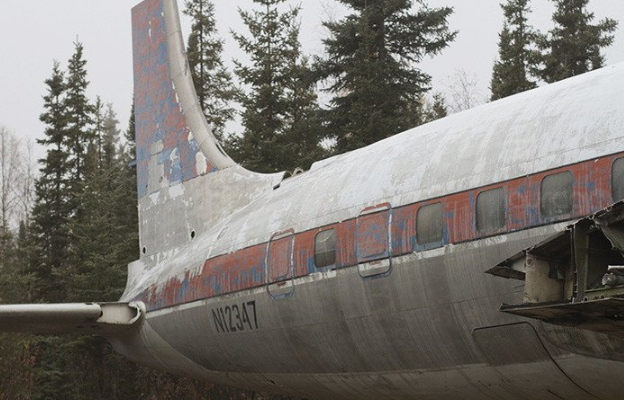 avion abandonado