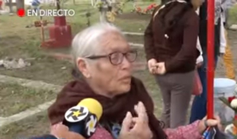 se&ntilde;ora tercera edad