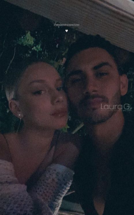 ester-exposito-publico-alejandro