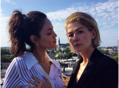eiza-gonzalez-rosamund-pike