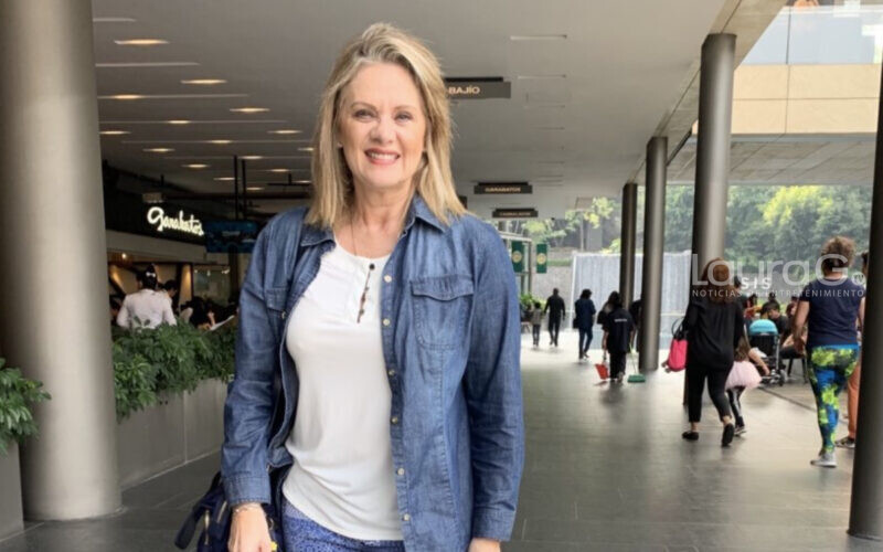 erika-buenfil-traje-de-baño