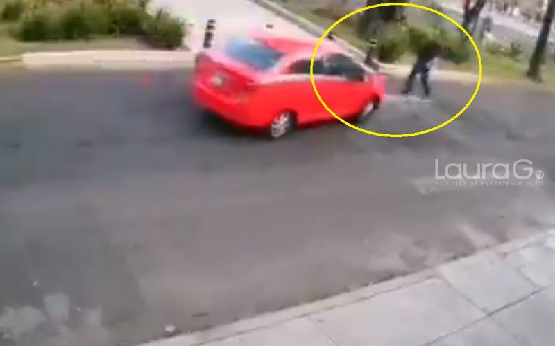 Automovilista arrolla