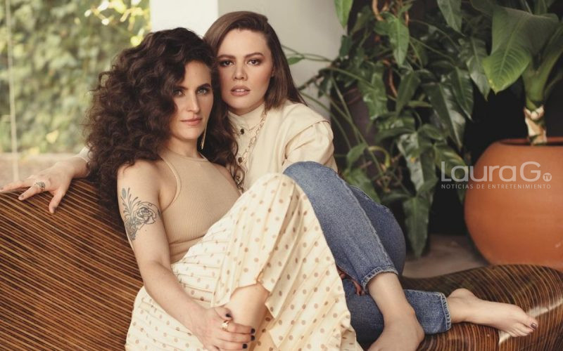 Joy Huerta y Diana Atri