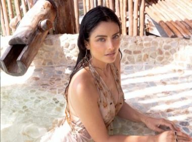 Aislinn Derbez