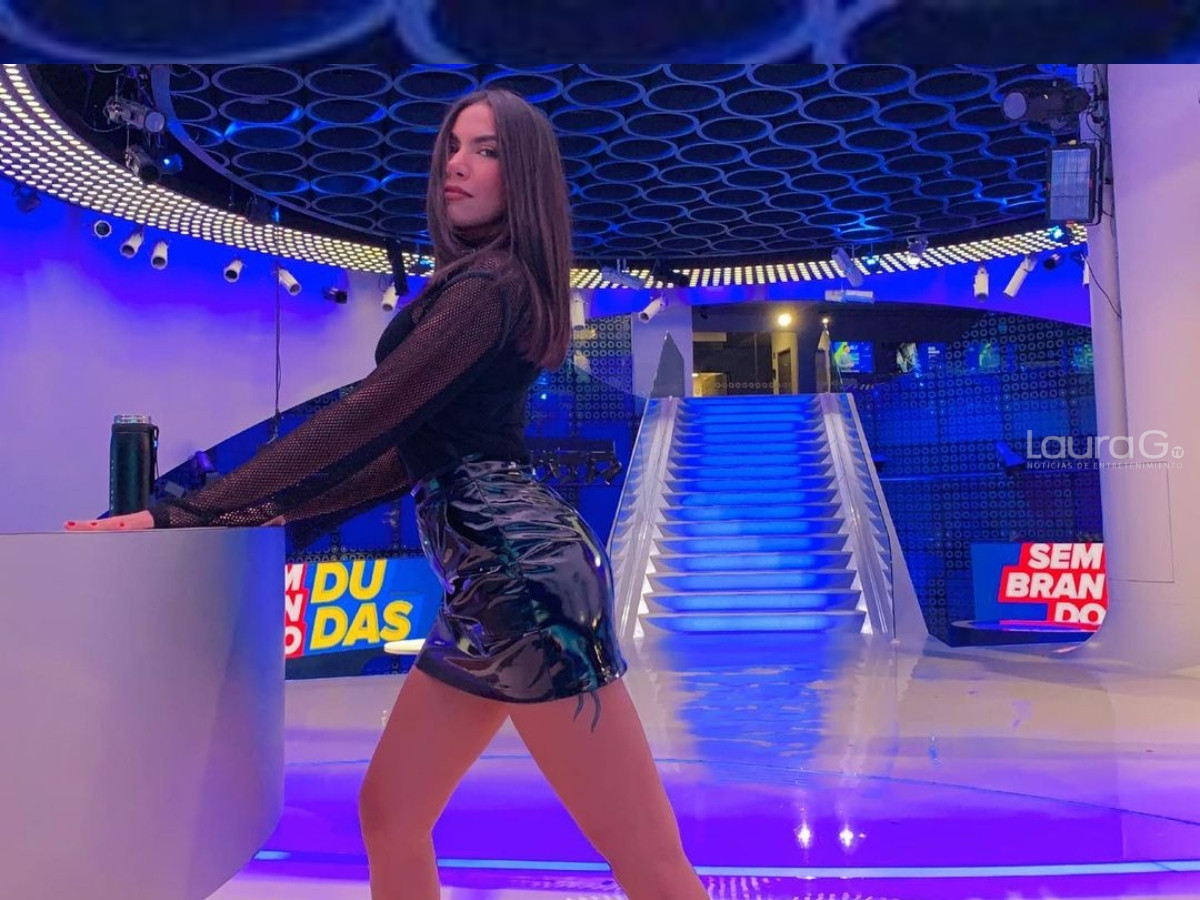 Publican fotografías del OnlyFans de Samantha Robles, la otra chica del clima