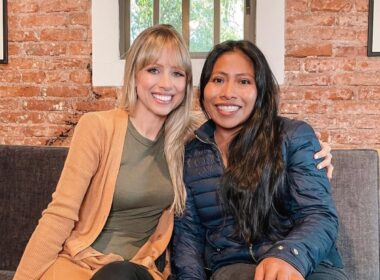 Yalitza Aparicio y Superholly