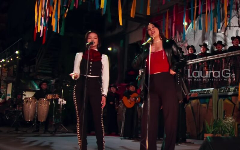 Yuridia y Ángela Aguilar